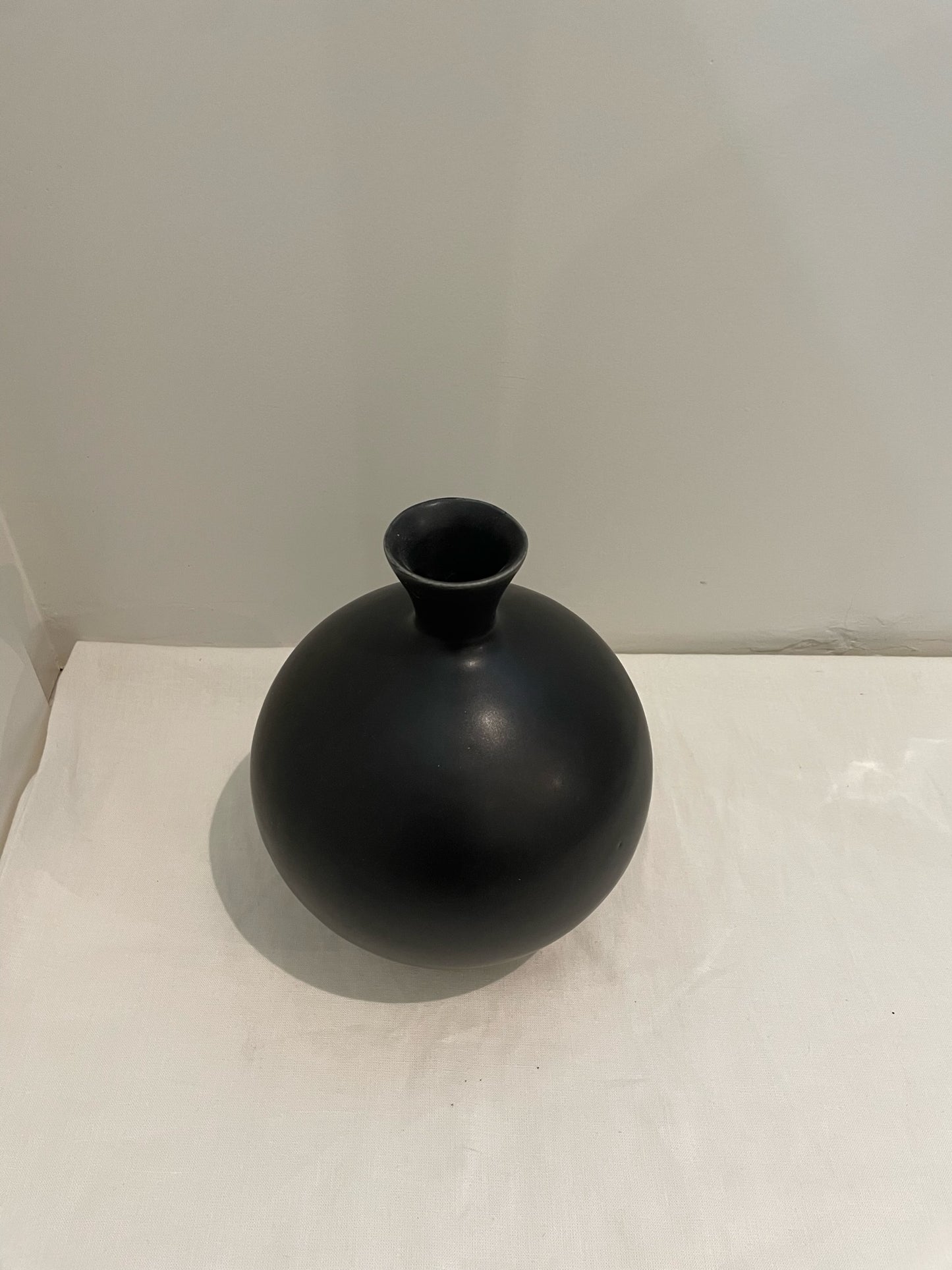Sur Round Vase