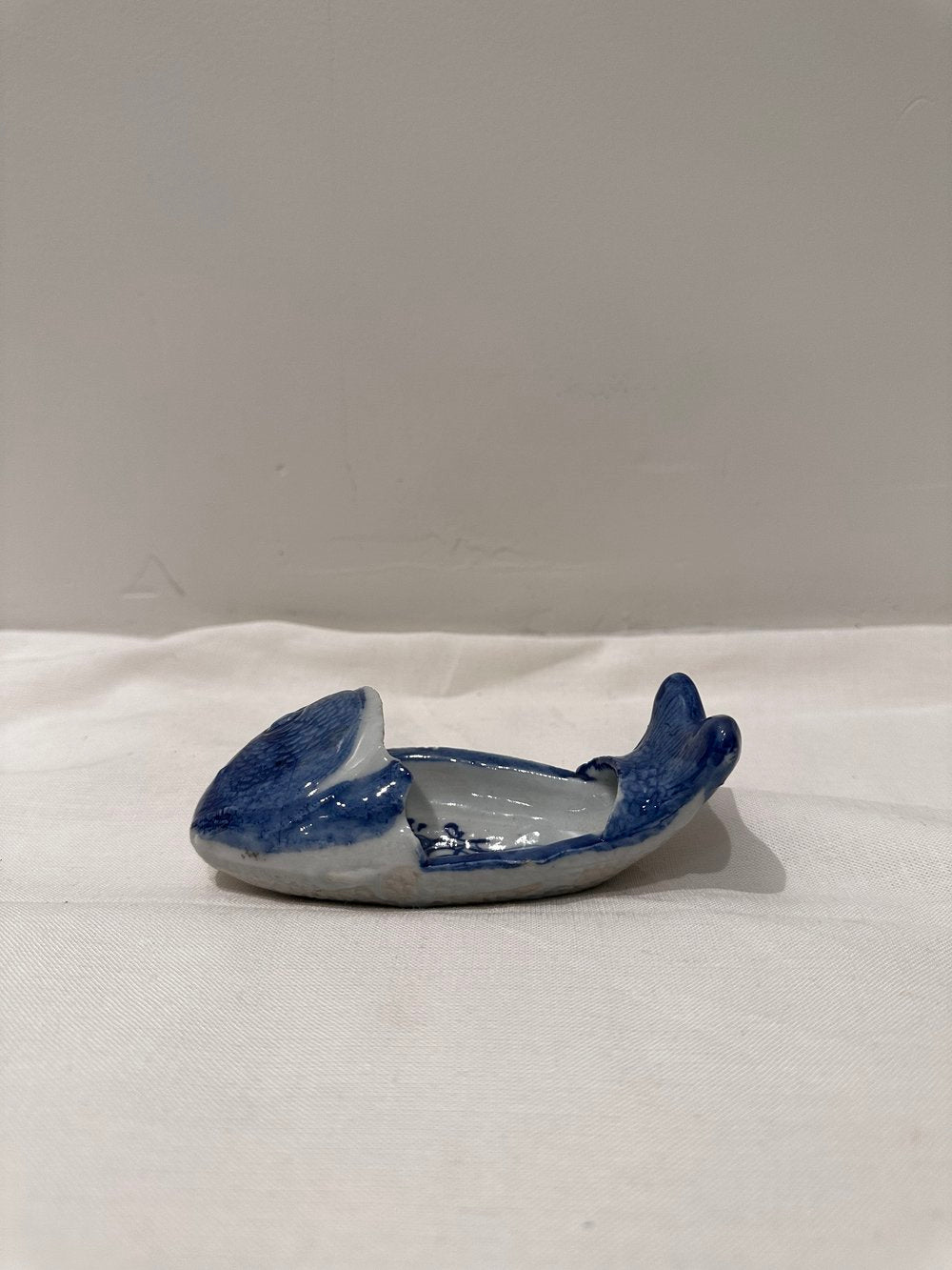 Japanese Imari Brush Wash Shaped as a Fish